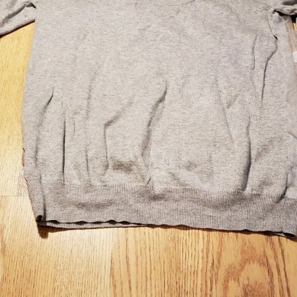 Lauren Conrad Women's Sweater  Size: Medium